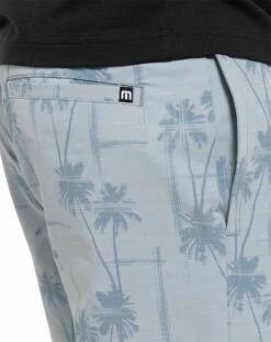 TravisMathew Men's Smooth Talker Golf Shorts For Men Heather Faded Denim -TravisMathew Sales Store unnamed file 632