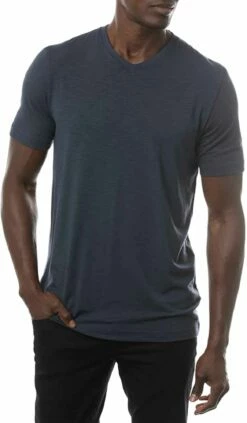 TravisMathew Men's Cloud Tee Short Sleeve Golf Shirt For Men Sleet